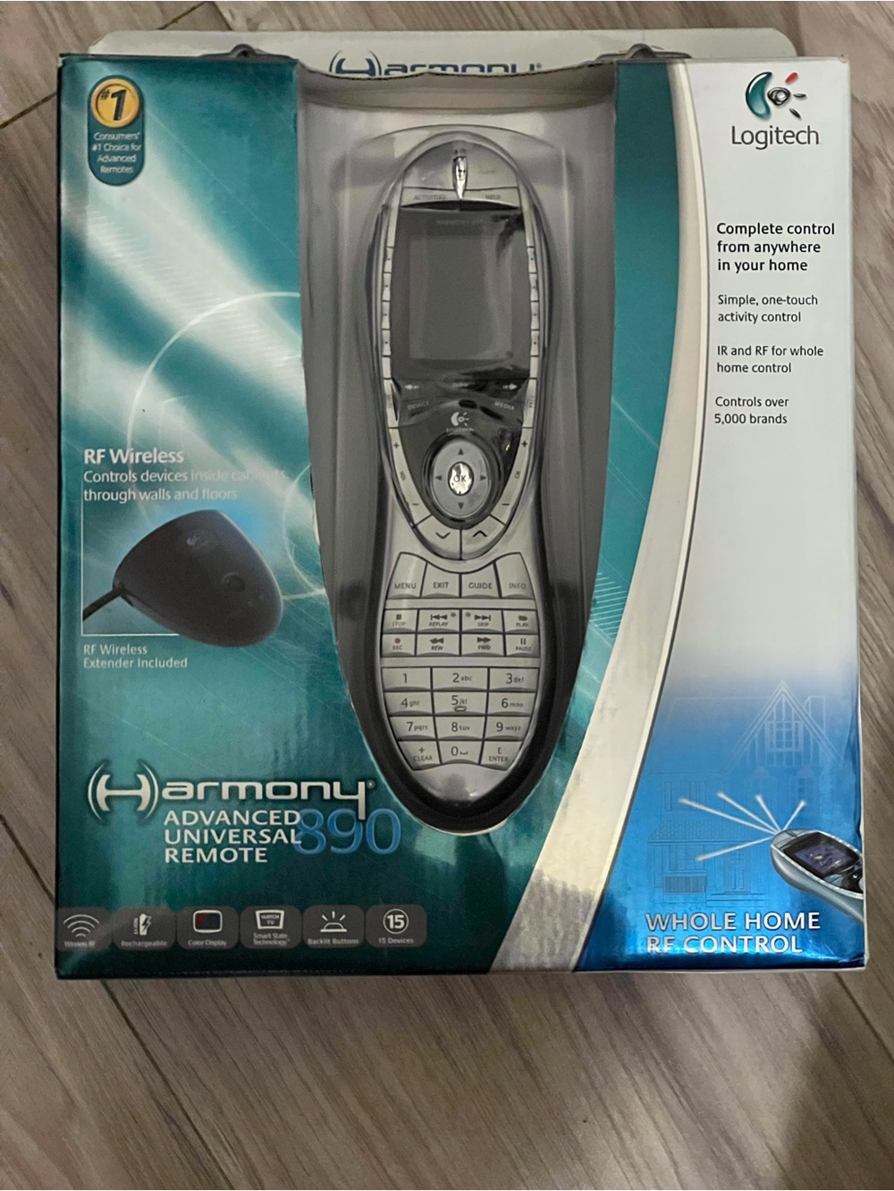 Logitech Harmony 890 Advanced Universal Remote Control, Complete & Tested